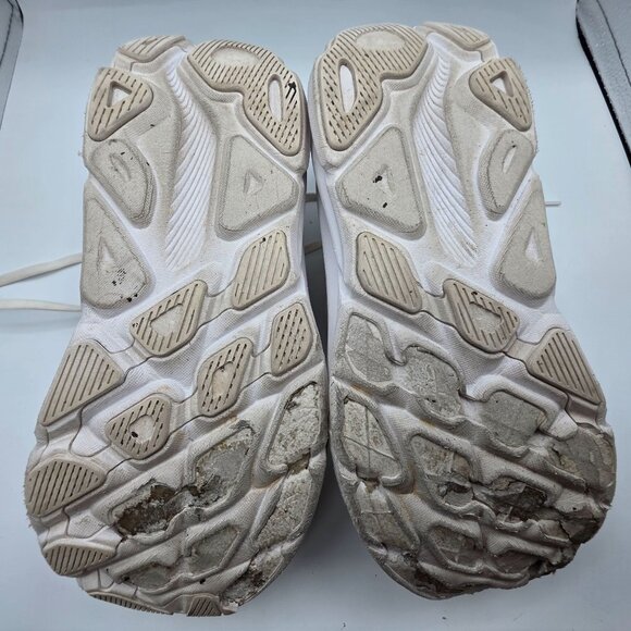 Hoka One One Clifton 9 Womens Size 8 B Triple White Athletic Shoes Running Walk - Picture 9 of 13